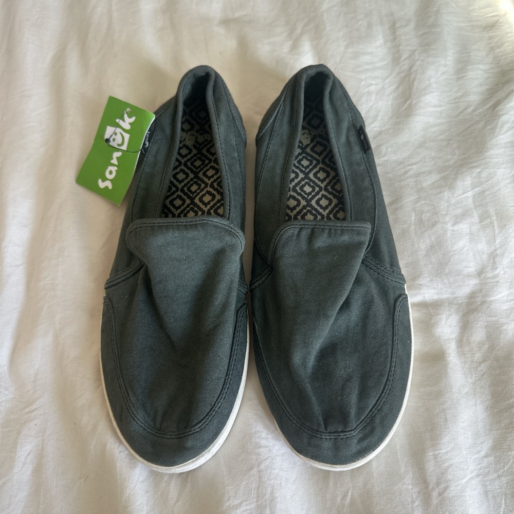 Sanuk Casual Slip-Ons